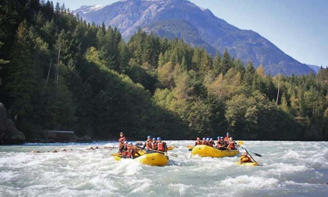 Canadian Outback Rafting 