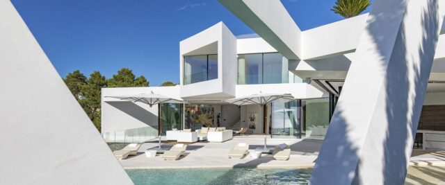 Luxury Villa in Spain with smart integrations