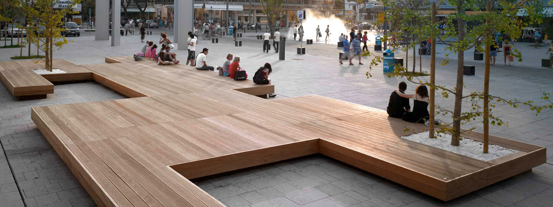 What Qualifies as Urban Furniture